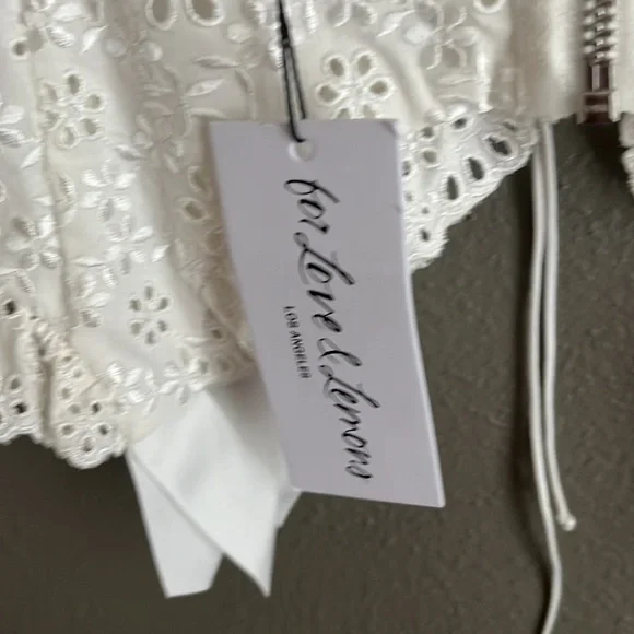 For Love and Lemons. Size XL. White. - Picture 3 of 3